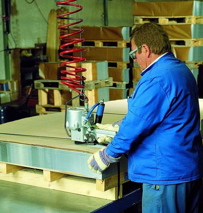 1611909670151600.jpg 氣動免扣鋼帶打包機(jī)ORH21 1.jpg